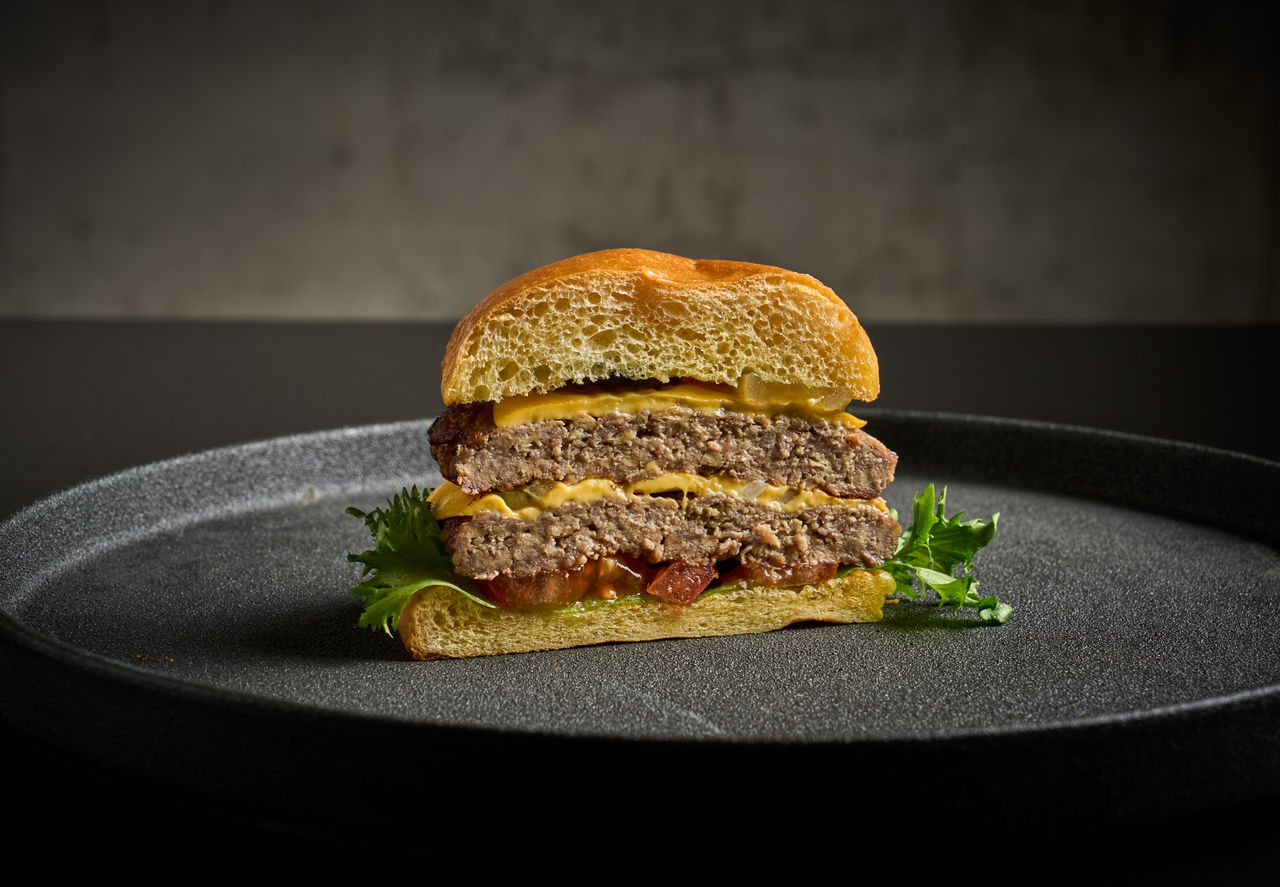 dsm-firmenich advances plant-based performance with next generation Vertis™ TVPs with integrated ModulaSENSE® taste modulation technology