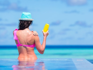 素肌感覚のSPF50+クリーム処方
