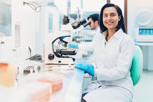 Laboratory technicians in a medical clinic