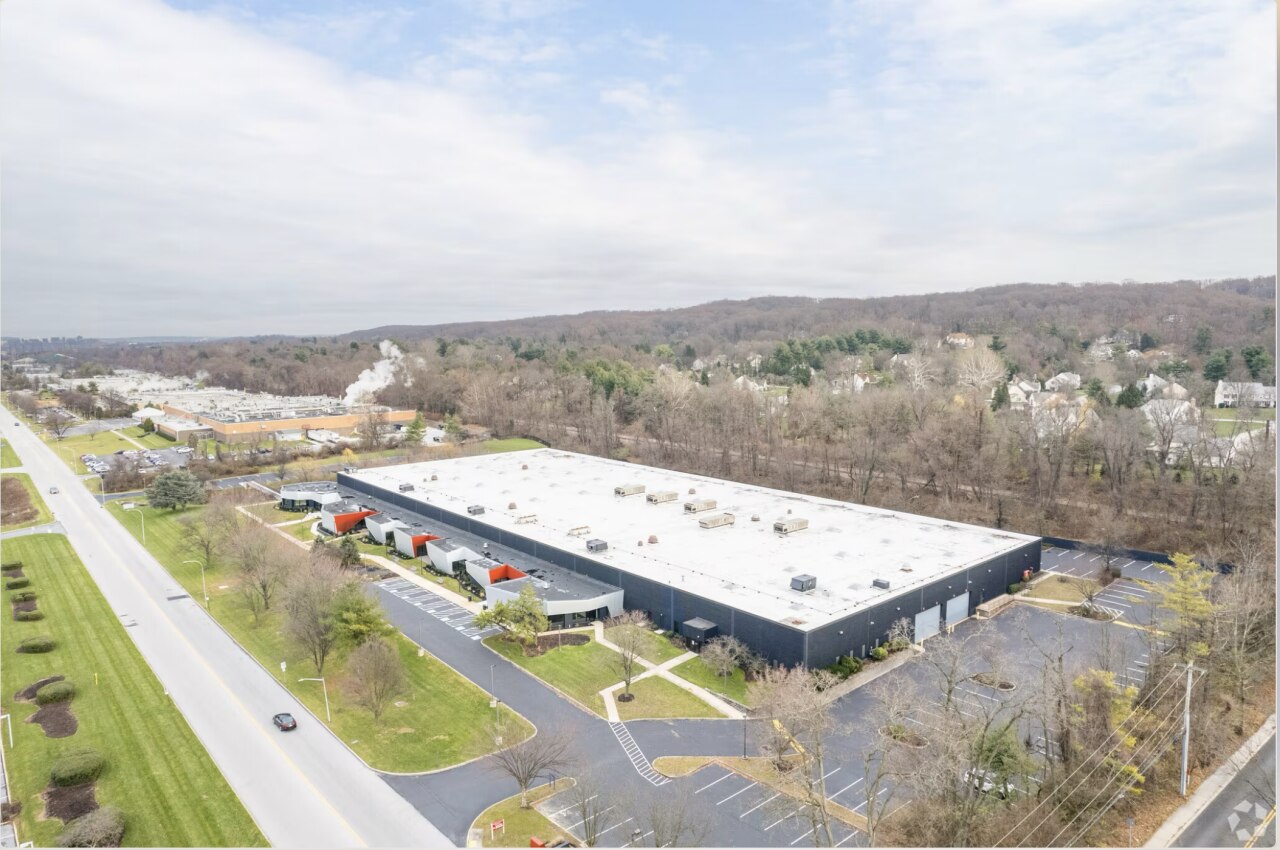 devon-park-dr-wayne-pa-aerial-largehighdefinition.png