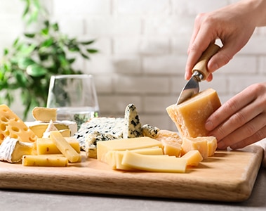 tile-ingredient-cheese-yeast-extracts.jpg